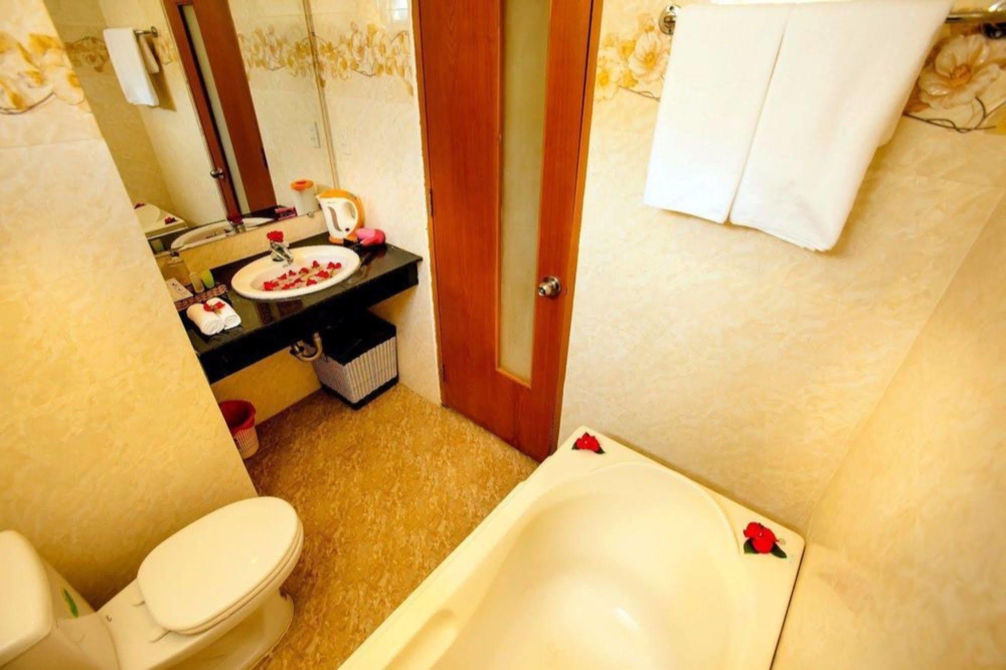 Art Boutique Hotel Nha Trang Zewnętrze zdjęcie